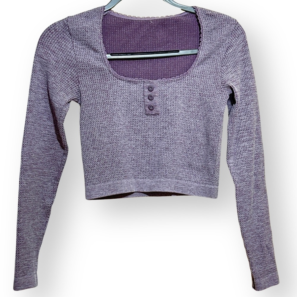 Fabletics Purple Waffle Knit Henley Crop Top Scallop Neck Long Sleeve
